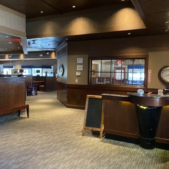 Red Lobster - Seafood Near Me - Greensboro, North Carolina
