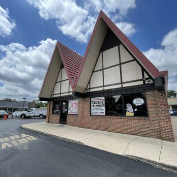 Franksville - Exterior - Fast Food Near Me - Chicago, Illinois