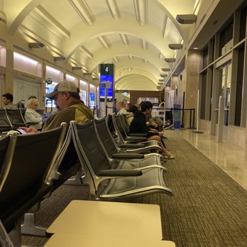 John Wayne Airport - Gate 4 - Airports Near Me - Santa Ana, California
