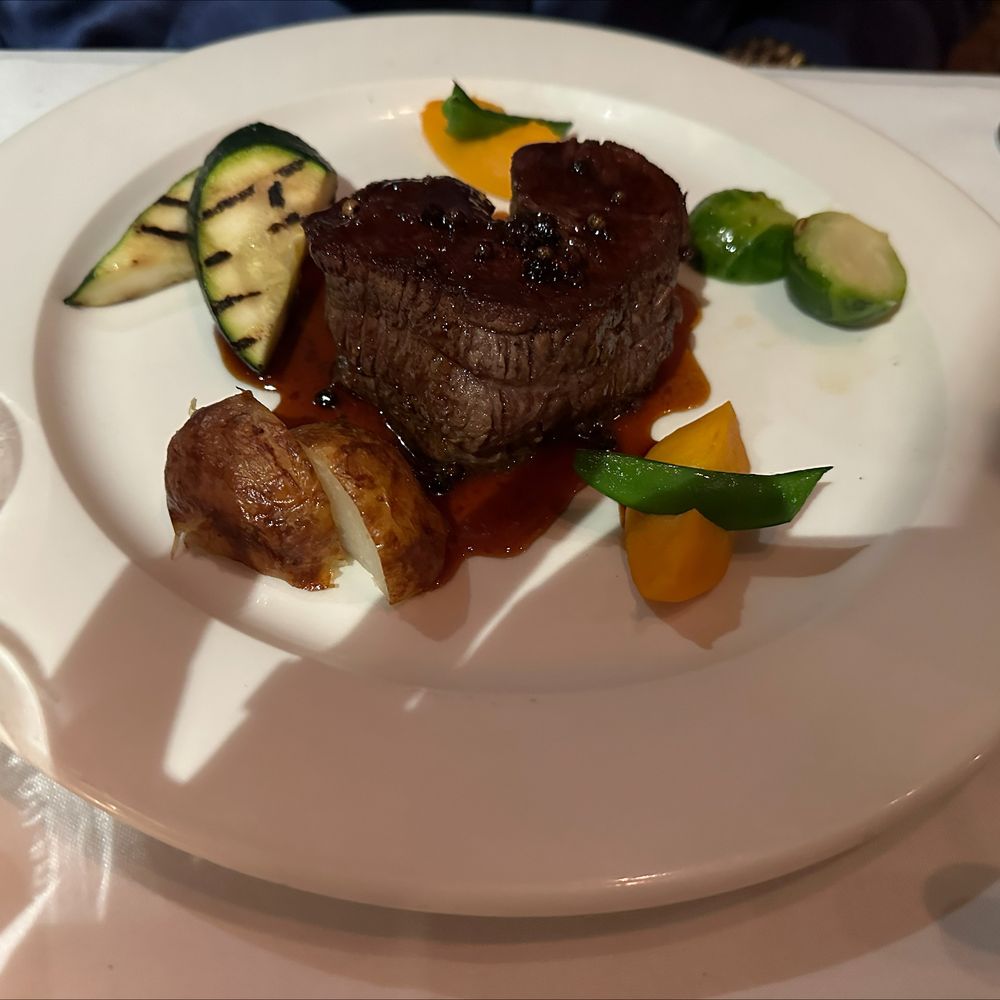Restaurant Bonaparte - Filet mignon with red wine reduction peppercorn sauce my wife said it was one of the best she's ever had - French Near Me - Montreal, Quebec Restaurant Bonaparte - Filet mignon with red wine reduction peppercorn sauce my wife said it was one of the best she's ever had - French Near Me - Montreal, Quebec