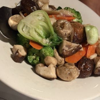 Uncle Yu's At the Vineyard - Sautéd Vegetables - Chinese Near Me - Livermore, California Uncle Yu's At the Vineyard - Sautéd Vegetables - Chinese Near Me - Livermore, California