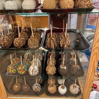Rocky Mountain Chocolate Factory - a display of caramels - Chocolatiers & Shops Near Me - Saint George, Utah Rocky Mountain Chocolate Factory - a display of caramels - Chocolatiers & Shops Near Me - Saint George, Utah