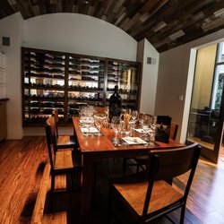 Levendi Winery & Tasting Room - Tasting Room Interior