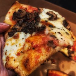 Signature Shrooms Slice Signature Shrooms Slice