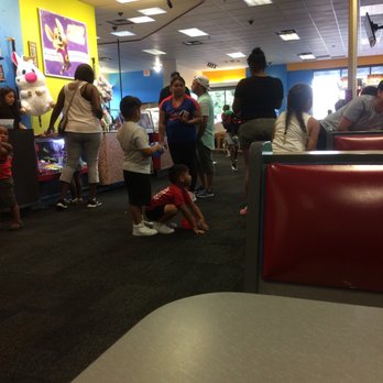 Chuck E. Cheese - Pizza Near Me - Grand Prairie, Texas
