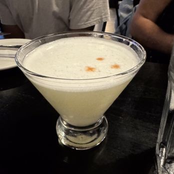 Limo Peruvian Eatery - Pisco sour - Peruvian Near Me - Nashville, Tennessee Limo Peruvian Eatery - Pisco sour - Peruvian Near Me - Nashville, Tennessee