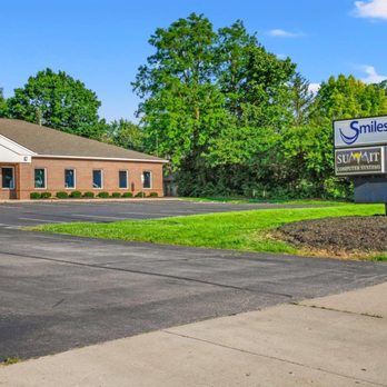 Smiles for Life - Front of office, Smiles for Life. - Endodontists Near Me - Richmond, Indiana Smiles for Life - Front of office, Smiles for Life. - Endodontists Near Me - Richmond, Indiana
