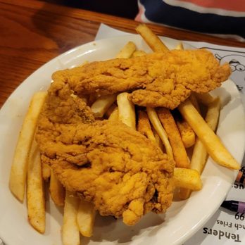 Ralph & Kacoo's - Chicken fingers and fries - Seafood Near Me - Bossier City, Louisiana