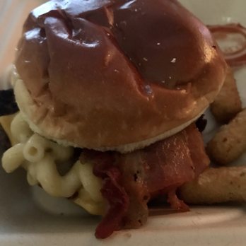 Friendly's - Bacon Mac N' Cheese Burger Mini Mozzarella Sticks - American Near Me - Sicklerville, New Jersey Friendly's - Bacon Mac N' Cheese Burger Mini Mozzarella Sticks - American Near Me - Sicklerville, New Jersey