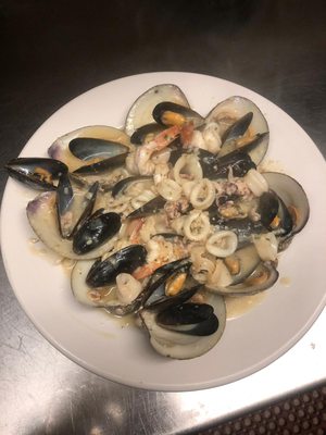 El Triunfo Salvadorian Cuisine by null