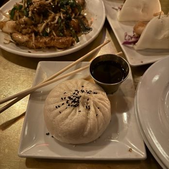 The Formosa Cafe - Veggie Bao Bun, Chow Fun and Gua Bao Trio. - Cocktail Bars Near Me - West Hollywood, California The Formosa Cafe - Veggie Bao Bun, Chow Fun and Gua Bao Trio. - Cocktail Bars Near Me - West Hollywood, California
