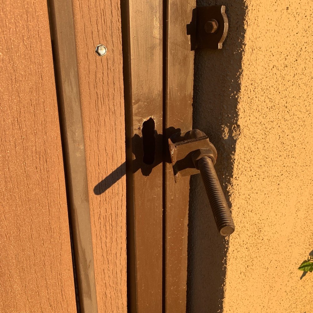 Bakker's Ironworks - Welds didn't hold - Fences & Gates Near Me - Phoenix, Arizona Bakker's Ironworks - Welds didn't hold - Fences & Gates Near Me - Phoenix, Arizona
