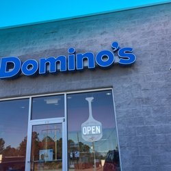 Domino's Pizza - Front entrance delivery or pickup