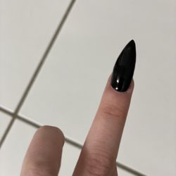 Nail Show - Thin by the cuticle, bulky towards the middle, gross