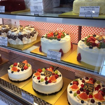Mozart Bakery - Their cakes are always good. Very Japanese even though this is a Korean place. - Bakeries Near Me - Carrollton, Texas
