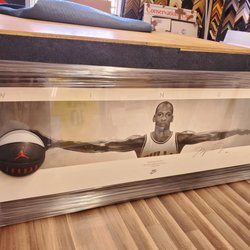 LA Custom Framing