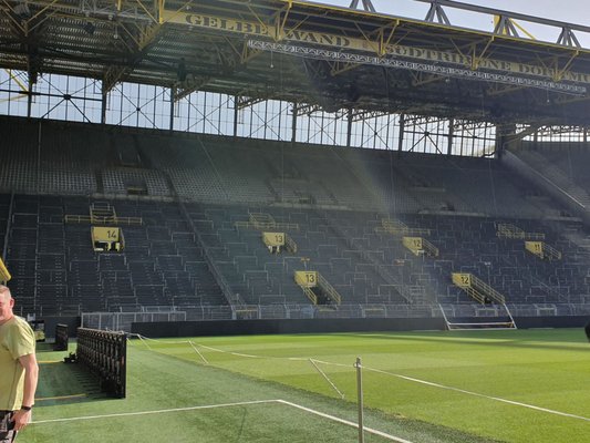 Signal Iduna Park by null