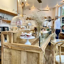 Brunch & Cake - Interior where drinks are made