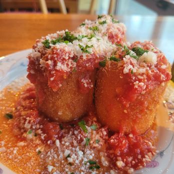 Gabbiano's - Fried mozzarella - Italian Near Me - Portland, Oregon