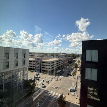 Element Iowa City - Hotels Near Me - Iowa City, Iowa
