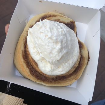 Cinnaholic - Bakeries Near Me - Naperville, Illinois