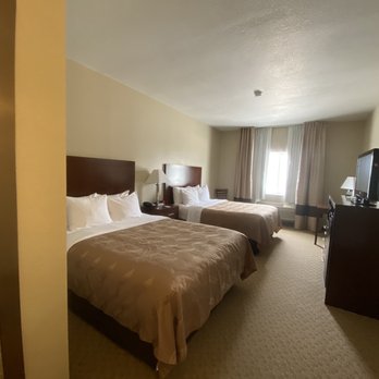 Quality Inn & Suites - Hotels Near Me - Dixon, Illinois Quality Inn & Suites - Hotels Near Me - Dixon, Illinois