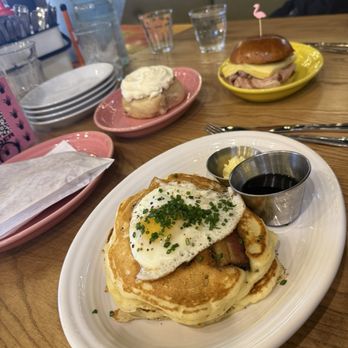 Animales Barbeque - Pork belly pancakes and egg sandwich. Hash browns in the bag and their cinnamon roll. - Burgers Near Me - Minneapolis, Minnesota