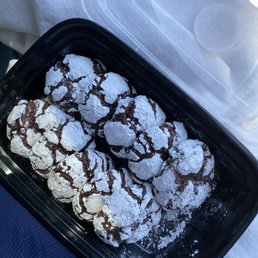 Chocolate crinkles