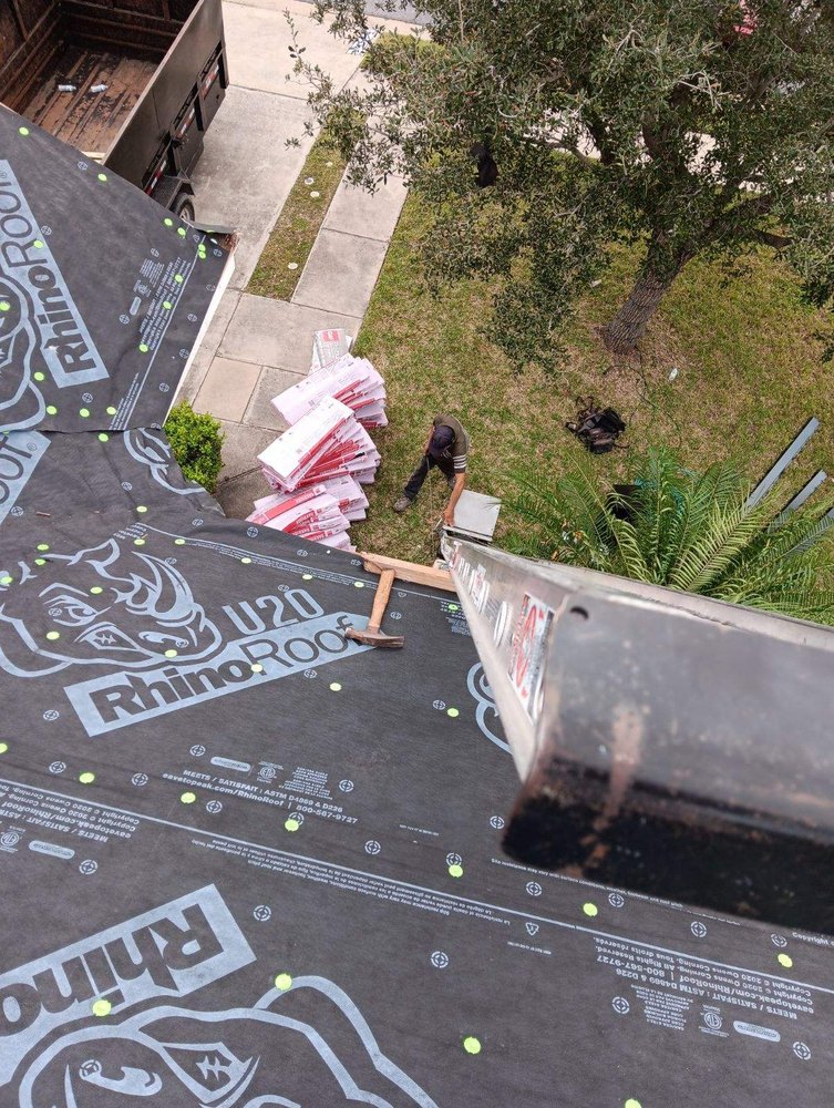 Slide of Rubio R Roofing