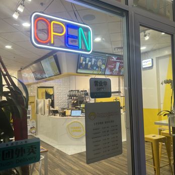 Happy Lemon - Inside Happy Lemon - Bubble Tea Near Me - Alhambra, California