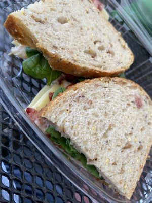 Good Life Market by null