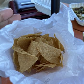 La Cocina Restaurant - Side of Chips - Mexican Near Me - Portland, Oregon