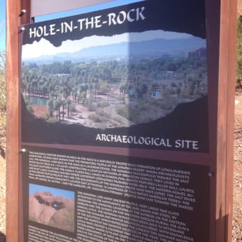 Hole-in-the-Rock - Sign out front of trailhead - Hiking Near Me - Phoenix, Arizona Hole-in-the-Rock - Sign out front of trailhead - Hiking Near Me - Phoenix, Arizona