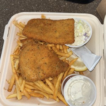 Coconut's Fish Cafe - Kamaole - Fish & Chips - Seafood Near Me - Kihei, Hawaii