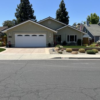 Snyder Landscaping - From across the street view - Irrigation Near Me - Santa Maria, California Snyder Landscaping - From across the street view - Irrigation Near Me - Santa Maria, California