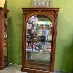 Frankie's Liquor Store