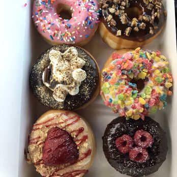 Donut Guys - Sprinkled, turtle chocolate, s'mores, fruity pebbles, strawberry cheesecake, and red velvet...awesome donuts with awesome prices! - Donuts Near Me - Houston, Texas Donut Guys - Sprinkled, turtle chocolate, s'mores, fruity pebbles, strawberry cheesecake, and red velvet...awesome donuts with awesome prices! - Donuts Near Me - Houston, Texas