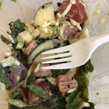Da Poke Wagon - Da Hawaiian lettuce bowl w/ tuna - Food Trucks Near Me Da Poke Wagon - Da Hawaiian lettuce bowl w/ tuna - Food Trucks Near Me