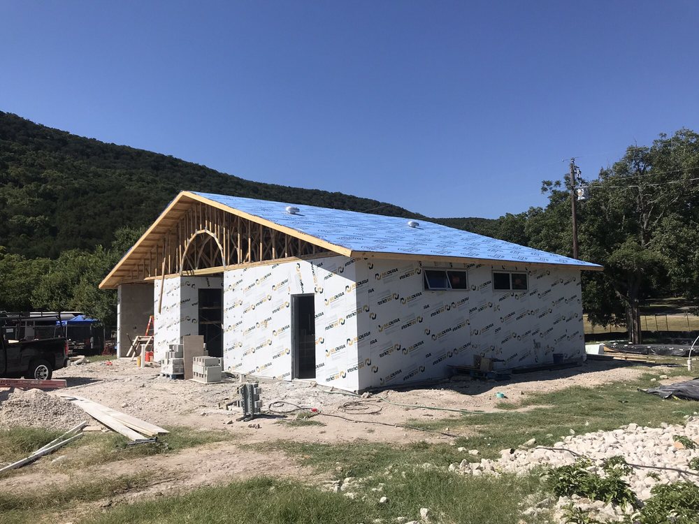 Slide of Lone Star Roofs and Construction