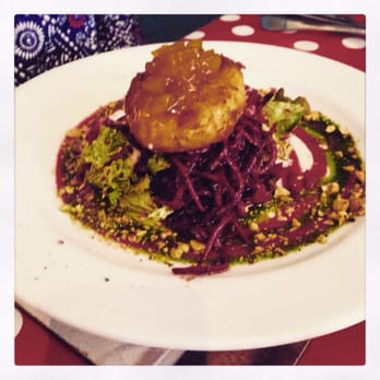 Cistin Eile - Goats cheese with red cabbage slaw - Irish Near Me - Wexford, WX Cistin Eile - Goats cheese with red cabbage slaw - Irish Near Me - Wexford, WX