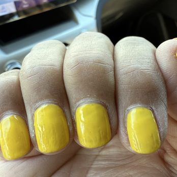Top Nails & Spa - Uneven polish - Nail Salons Near Me - Montebello, California