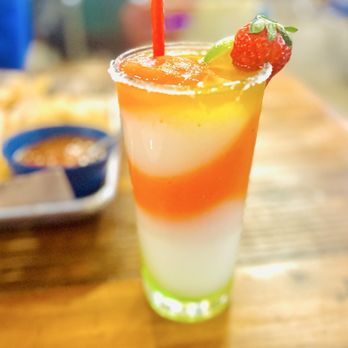 Willie's Grill & Icehouse - Big Willie Margarita - American Near Me - Cypress, Texas