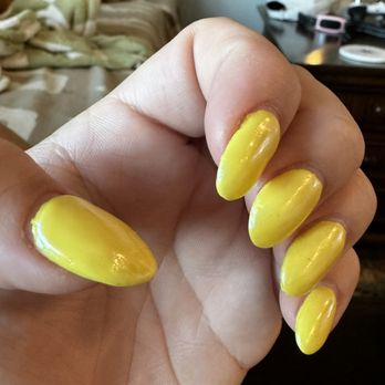 Lumera Nail Salon - Nail Salons Near Me - Chicago, Illinois