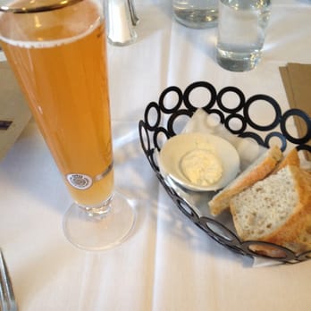 Cafe Berlin - Bread starter and Schofferhoffer! - German Near Me - Washington, DC, District of Columbia