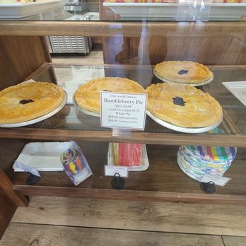 Bumbleberry Bakery - Ice Cream & Frozen Yogurt Near Me - Springdale, Utah Bumbleberry Bakery - Ice Cream & Frozen Yogurt Near Me - Springdale, Utah
