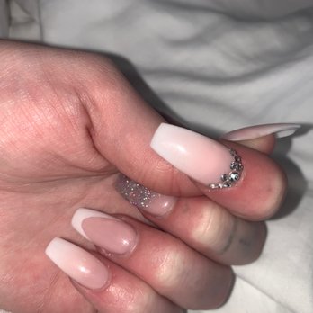 Model Nails - Nail Salons Near Me - Lexington, Kentucky Model Nails - Nail Salons Near Me - Lexington, Kentucky