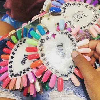 Quality Nails & Spa - Nail colors - Nail Salons Near Me - Long Beach, California