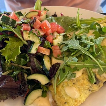 Mom's Kitchen & Bar - -Woodland Omelette - Bars Near Me - Astoria, New York Mom's Kitchen & Bar - -Woodland Omelette - Bars Near Me - Astoria, New York