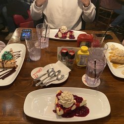 Turks Tavern - Cheesecake all around!