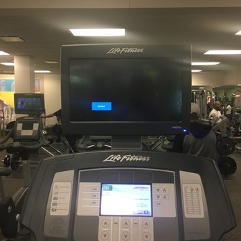 LA Fitness - The screen is not turning on. - Gyms Near Me - Minneapolis, Minnesota LA Fitness - The screen is not turning on. - Gyms Near Me - Minneapolis, Minnesota